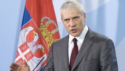 Gladnog Srbina poslali haškim dželatima: Boris Tadić na engleskom objavio da je uhapšen general Ratko Mladić