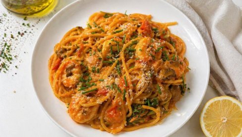 ŠPAGETI SA KOZICAMA: Recept za mirisnu pastu