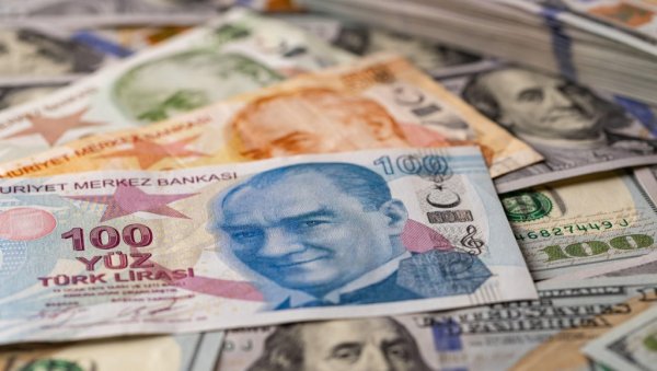 Пала на најниже гране: Ова валута доживљава највећи суноврат