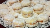 RECEPT ZA DOMAĆE VANILICE: Poslastica koja nestaje sa stola za tren