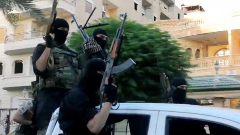 Потпуни хаос у земљи: Погинуо министар одбране