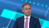 JEZIVO! Aleksićev odbornik šutirao ženu usred Skupštine – podneta krivična prijava