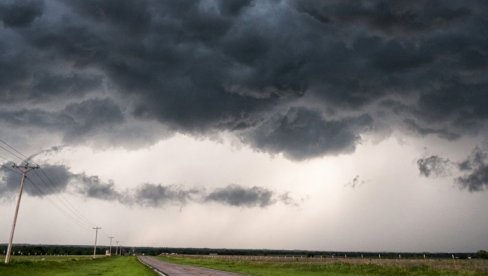 РХМЗ ИЗДАО ВАЖНО УПОЗОРЕЊЕ: Време се опасно мења, могућ и град