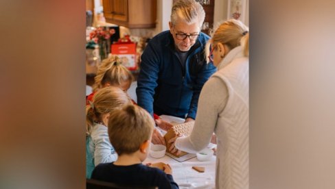 Ovo sigurno niste znali: Šest osobina koje dete nasleđuje od dede po majci