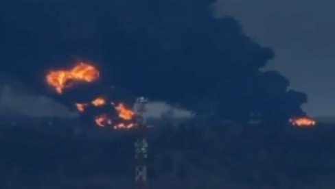 Gori naftno postrojenje duboko u  teritoriji: Ukrajinsa gađala rusku energetsku infrastrukturu (VIDEO)