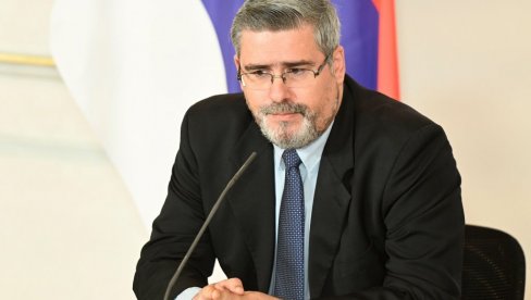 Starović oštro odgovorio Lopandiću: Evo još jednog promašenog smatranja tužnog pajaca iz zadnje klupe