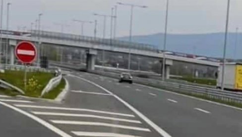 Deseti slučaj za četiri dana: Ponovo vožnja u kontramseru, vozač divlja Moravskim koridorom