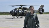 Helikopter ne zna da  li upravlja žena, ili muškarac: Potporučnik Jelena Stević, prva žena sa letačkim znakom po modelu VS za civile (FOTO)