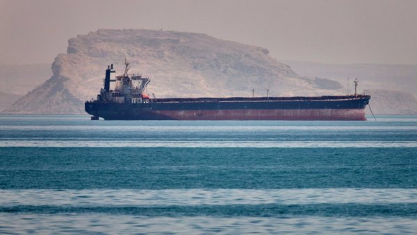 НОВИ ФРОНТ НА ДНУ МОРА: Техеран циља оптичке каблове дубоко водама Ормуског мореуза