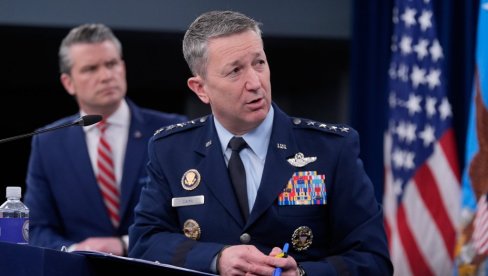 NA INICIJATIVU DONALDA TRAMPA: Pentagon objavio prve poverljive dosijee o NLO i neobjašnjivim pojavama (FOTO)
