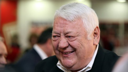 KO JE BIO VLADIMIR CVETKOVIĆ? Biografija vredna poštovanja! Ispisao istoriju FK Crvena zvezda u Bariju, bio ikona crveno-belih
