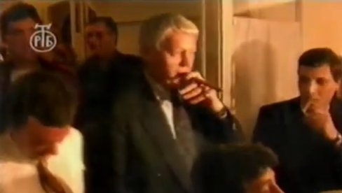 ĐURĐEVDAN JE NJEGOVA SUDBINA! Ovako je Vladimir Cvetković proslavio titulu Zvezde u Bariju (VIDEO)