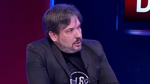 BLOKADERI OTKAČILI EKO STRAŽU: Svađa zbog čoveka koji vodi ljubav sa usisivačem! (FOTO)