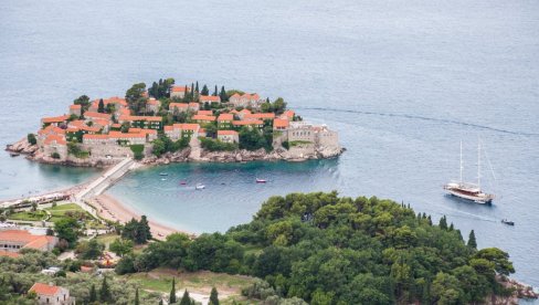 SVETAC POD LUPOM POSLANIKA: Inicijativa za formiranje anketnog odbora za utvrđivanje ugovora o zakupu Svetog Stefana