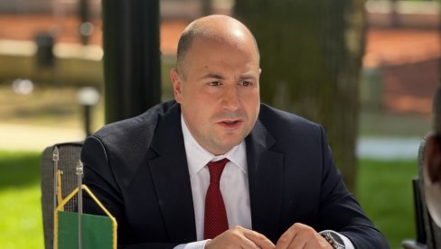 I OPET BORKO U OFSAJDU Kozarev odgovorio na neosnovane optužbe o carinama