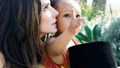 SANDRA BULOK ZAPALILA INTERNET: Slavna glumica prvi put pokazala decu koju godinama krije od javnosti (FOTO)
