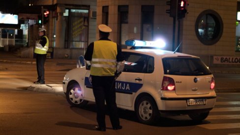 ПОГИНУО ПЕШАК У СТРАВИЧНОЈ НЕСРЕЋИ: Саобраћај потпуно обустављен