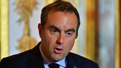 ШОК У ФРАНЦУСКОЈ ВЛАДИ: Министри и званичници смењени после позитивних тестова на дрогу
