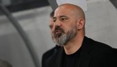 СТАНКОВИЋ ЗАГРМЕО ПОСЛЕ ДУПЛЕ КРУНЕ! Открио шта је рекао играчима на полувремену!