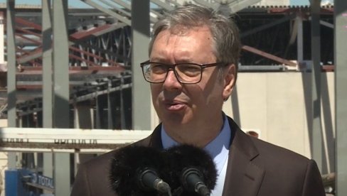 UŠLI SMO U FAZU NAJBRŽEG RAZVOJA SRBIJE U ISTORIJI Vučić: Možemo da se poredimo sa najuspešnijim zemljama, samo kada zasučemo rukave