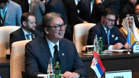 VUČIĆ STIGAO NA SVETSKI URBANI FORUM U BAKUU: Obratiće se učesnicima - predsednika očekuje i niz susreta sa svetskim zvaničnicima
