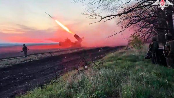 ИЗВЕШТАЈ СА ФРОНТА: Руска војска се не зауставља, нови продор у Дњепропетровску област