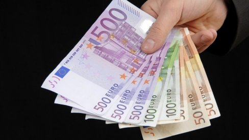 ПОЧИЊУ ИСПЛАТЕ СРЕДИНОМ ЈУНА: Ево ко има право да добије новац