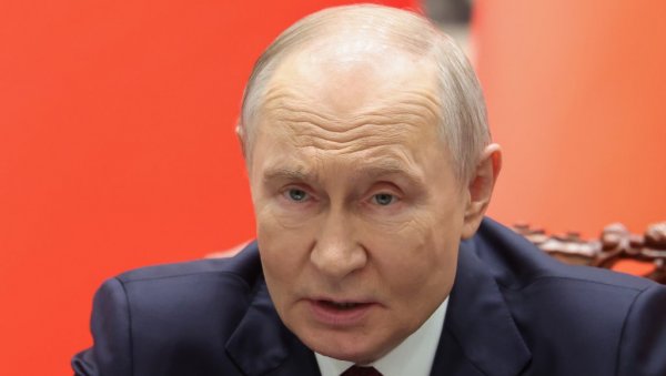 ПУТИН СПРЕМАН ДА ОКОНЧА РАТ Блумберг тврди: Ово је могући датум