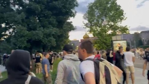 Nastavlja se rat među blokaderima!