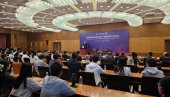 TREĆI DAN ISTORIJSKE VUČIĆA KINI: Predsednik na Univerzitetu u Pekingu - studenti oduševljeni