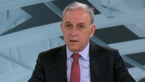 ПОНОШ БРАНИ СВОГ ГАЗДУ, НАЛЕТЕО НА ТВРДО! Твитераши плачу од смеха због њиховог фајта