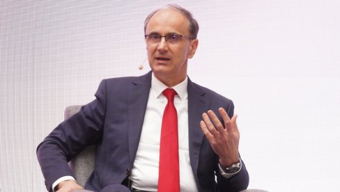 MACUT POSETIO INSTITUT DEDINJE: Premijer će razgovarati sa mladim lekarima