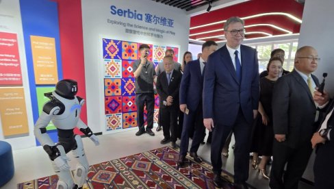 ZAMISLITE DA SA ROBOTIMA KOJI SU IGRALI DANAS MORAVAC, DOČEKUJEMO LJUDE NA EKSPU Vučić otkrio šta Srbija sprema po ugledu na Kinu