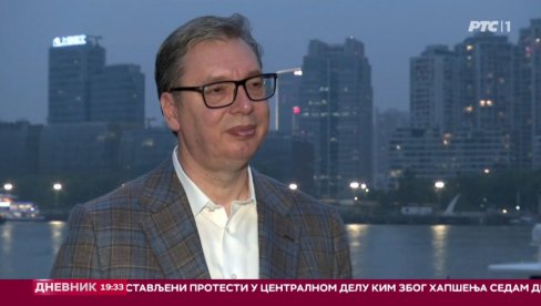 ВУЧИЋ СЕ ОБРАЋА ИЗ КИНЕ: Данас су потписани уговори у вредности од 953 милиона евра нових инвестиција