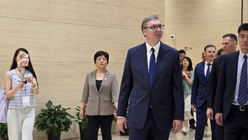 VUČIĆ FASCINIRAN U KINI: Pogledajte, bukvalno neverovatno!