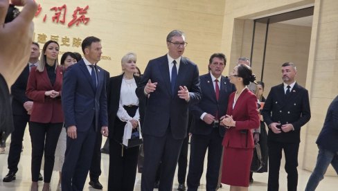 ŠANGAJ JE JEDAN OD NAJLEPŠIH GRADOVA NA SVETU: Vučić oduševljen istorijom i razvojem Kine (VIDEO)