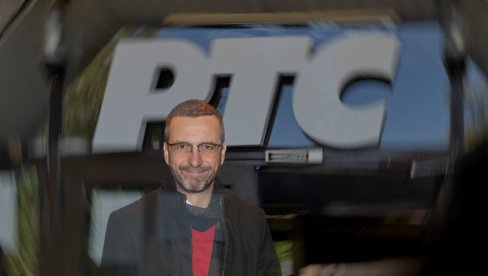 ПОЗНАТИ ВОДИТЕЉ СЕ ВРАТИО НА РТС: Тачно је, враћам се кући!
