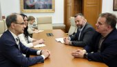 МАЦУТ И СТАНКОВИЋ О СТАЊУ У ПРОСВЕТИ: Осаврменити основно обазовање
