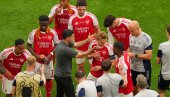MIKEL ARTETA U ŠOKU POSLE FINALA LIGE ŠAMPIONA! Arsenal izgubio od PSŽ-a posle drame, a trener poručio: Ovo nikada nisam video da neko radi!