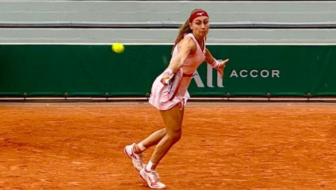 TREBA MI OBJAŠNJENJE ŠTA SE DESILO DANAS!? Ovako je Aleksandra Krunić prokomentarisala plasman u finale Rolan Garosa