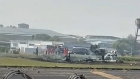 TRAGEDIJA: Poginuli piloti tokom trenažnog leta (VIDEO)