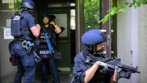 OKONČANA TALAČKA KRIZA U NEMAČKOJ: Predao se državljanin Srbije koji je pucao na nemačku policiju i držao dvoje dece kao taoce