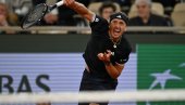 СКАНДАЛ НА РОЛАН ГАРОСУ 2026! Александар Зверев прошао у полуфинале, али како?! Навијачи остали у тоталном шоку