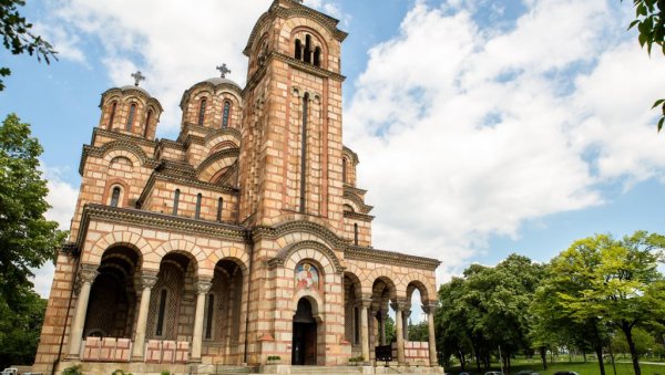 ВЕЛИКИ ПРАЗНИЦИ: Ево које славе и важне датуме обележавамо у јуну