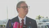 ВУЧИЋ О ПОГРДНИМ ГРАФИТИМА: Велики део Црне Горе је гостопримив, дочекали су ме са Помаже Бог, господине Вучићу!
