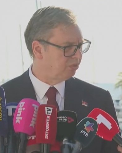 ЧЕСТИТАЋУ ЦГ АКО УЂЕ У ЕУ Вучић: Знате какав бих ја био демократа да само уведем санкције Русији, да признам независност КиМ као и ви