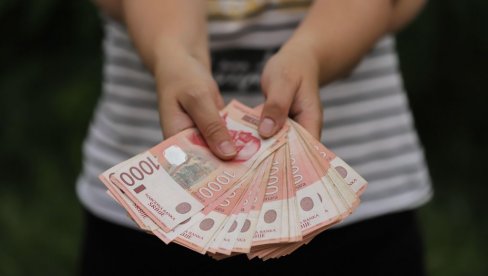 PRIJAVA NA ŠALTERIMA POŠTE: Ko ima pravo na pomoć u vrednosti od 10.000 dinara?