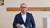 Игор Симић гласао у северном делу Косовске Митровице