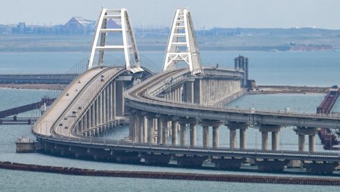 ЈЕЗИВ ПОДАТАК УКРАЈИНСКЕ МОРНАРИЦЕ: Поменули туристе на Криму, полуострво у пакленом обручу