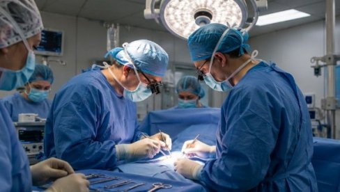 ВЕЛИКИ УСПЕХ КАРДИО ХИРУРГА: Уграђено механичко срце са магнетном левитацијом